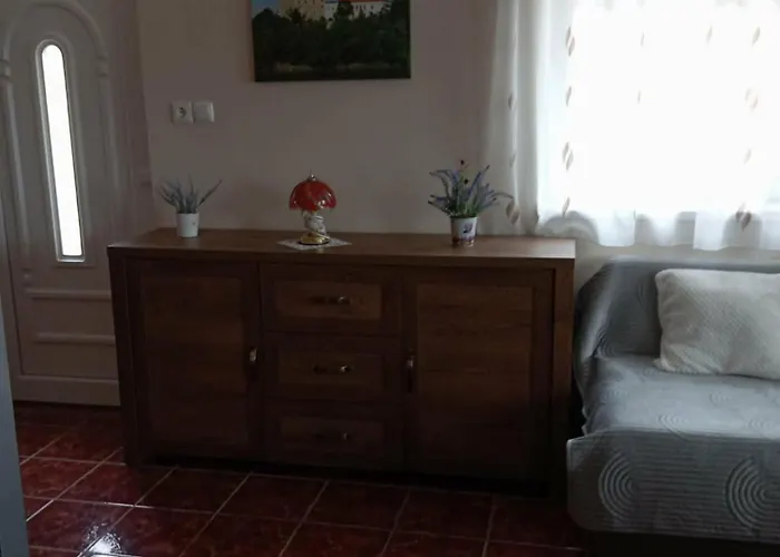 Josva Vendeghaz